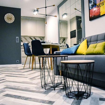 Your Private 5-Star Home In Katowice # 5-Minute Walk To Spodek, 10 Minutes To City Center 外观 照片